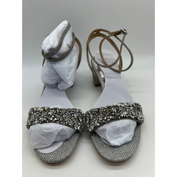 Badgley Mischka Women's Jada Ankle Wrap Block Heel Silver MP5316 Size 8 NIB - Picture 10 of 16